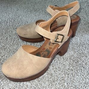 B.o.c. Born Concept Natasha Platform Sandal